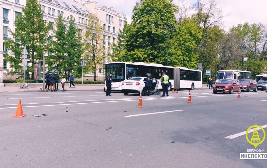 Возбуждено уголовное дело после ДТП на Суворовском в Петербурге: погибла женщина