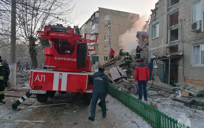 Четыре человека погибли при взрыве газа в пятиэтажке под Тулой