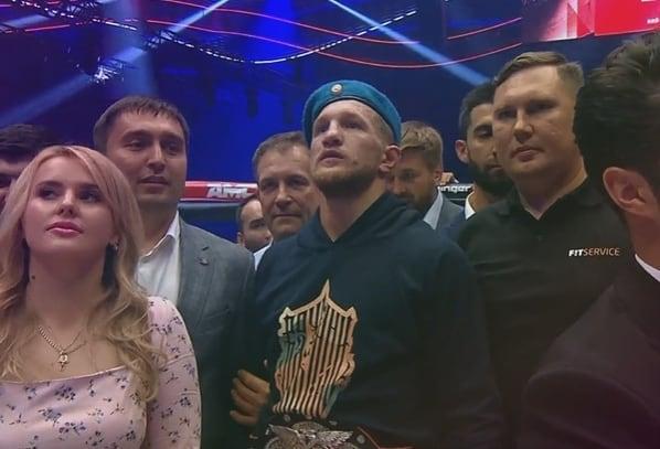 Владимир Минеев оказался сильнее чемпиона 'Гориллы'. Теперь он лучший в Fight Nights