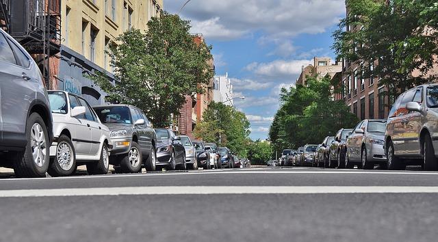 Московские врачи теперь смогут бесплатно парковать свои автомобили