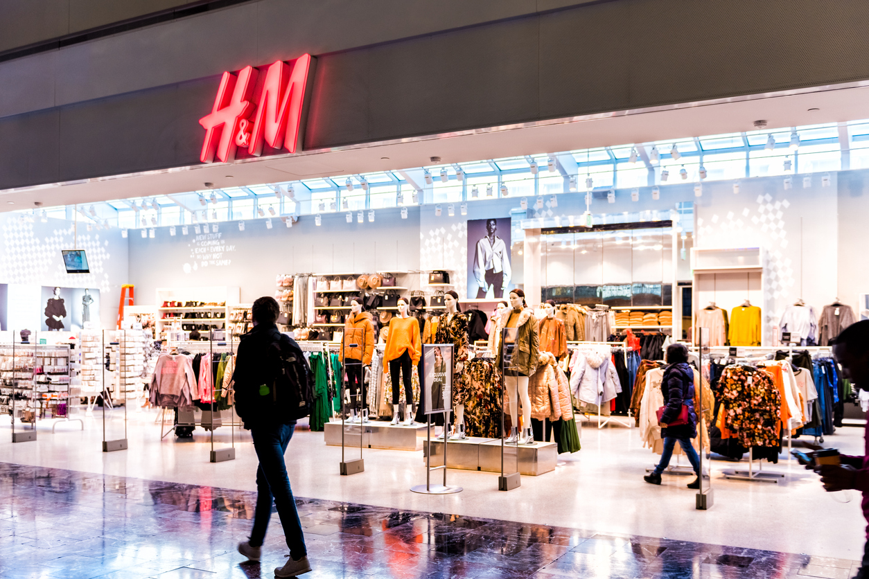 H&M ответил на обвинения в неуплате пошлин на 3 млрд руб.