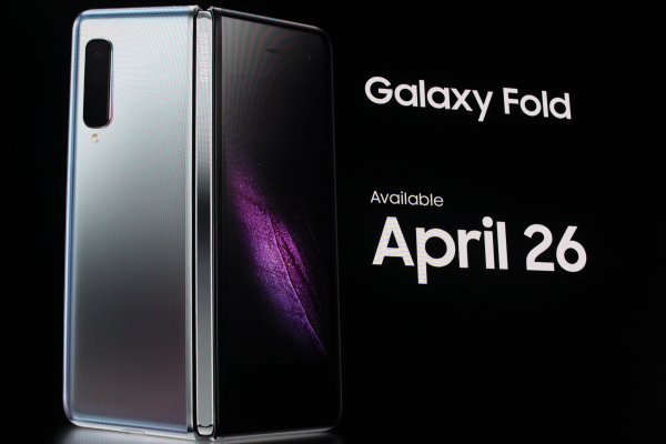 iPhone не пройдет: Samsung Galaxy Fold полностью доработан