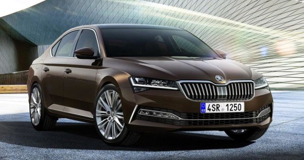 Сто заглушек за 2,5 миллиона рублей: В чем проблема Skoda Superb?