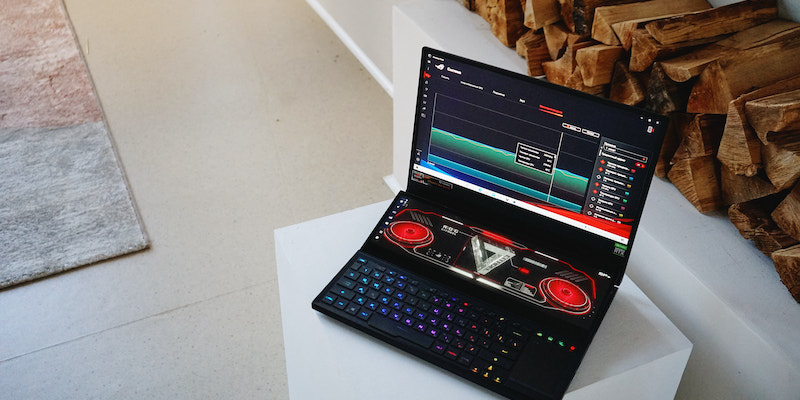 Обзор ASUS ROG Zephyrus Duo 15 SE GX551: игровой ноутбук с двумя экранами и дефицитной видеокартой