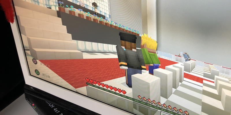 Японские школьники провели выпускной в Minecraft