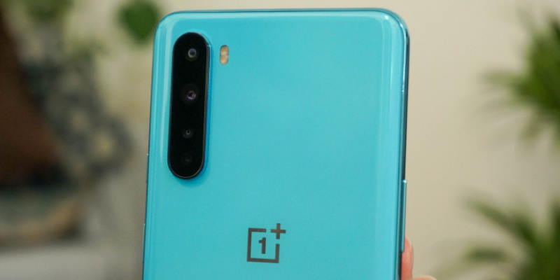 OnePlus готовит дешёвый смартфон