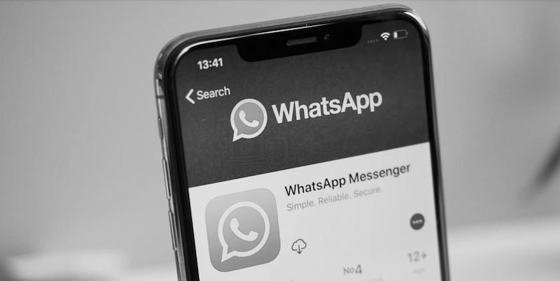 WhatsApp перестал работать на iPhone по всему миру. У вас тоже?