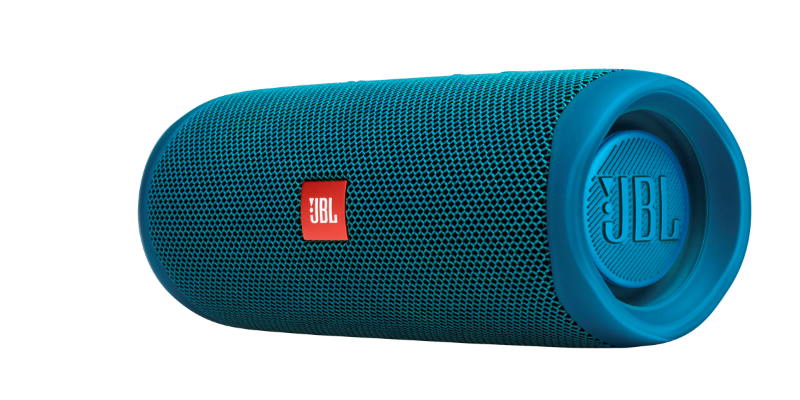 В России появилась колонка JBL Flip 5 Eco из переработанного пластика