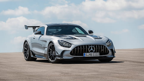 Mercedes-Benz раскрыл 730-сильный AMG GT Black Series