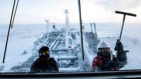 Ледоходное место // Всплеск цен на газ в Азии стимулирует зимние проводки по Севморпути