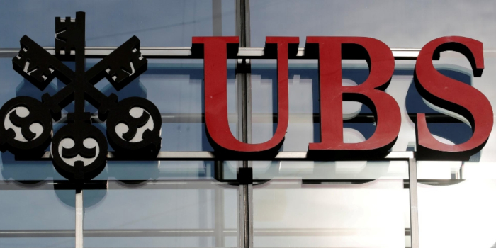 UBS ожидает укрепления стерлинга до 1. ...