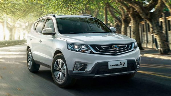 «Теперь точно возьму»: Бюджетный кроссовер Geely Emgrand X7 стал еще доступнее