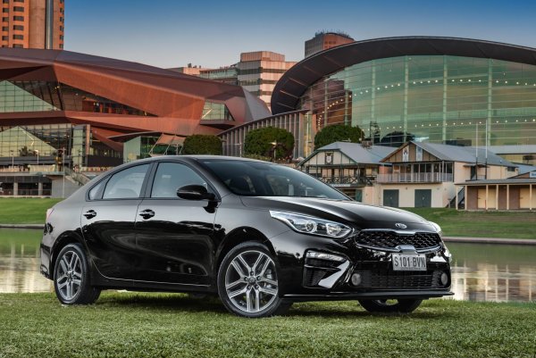 KIA Cerato – вне конкуренции на российском рынке?