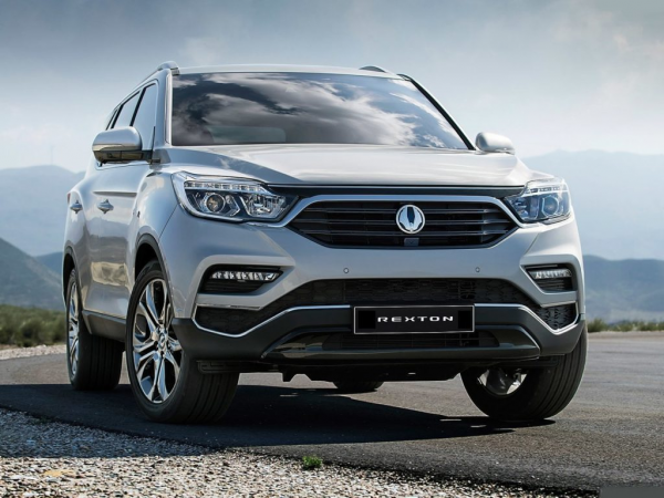 Haval, Nissan и KIA отходят в сторонку: Внедорожник SsangYong Rexton 2020 удивляет своим функционалом