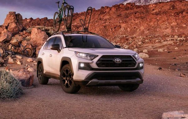 Оказался лучше, чем ожидали: Новый Toyota RAV4 точно добьется лидерства