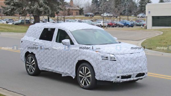 «Аркану» ожидают тяжелые времена: Новый Nissan Pathfinder готовится к премьере