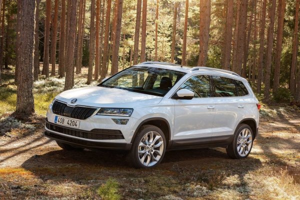 Стесняются размерчика: Skoda «нагло врёт» про объём багажника нового Karoq?