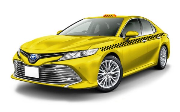 Toyota Camry XV70 в такси: Спина на не болит, в отличие от головы