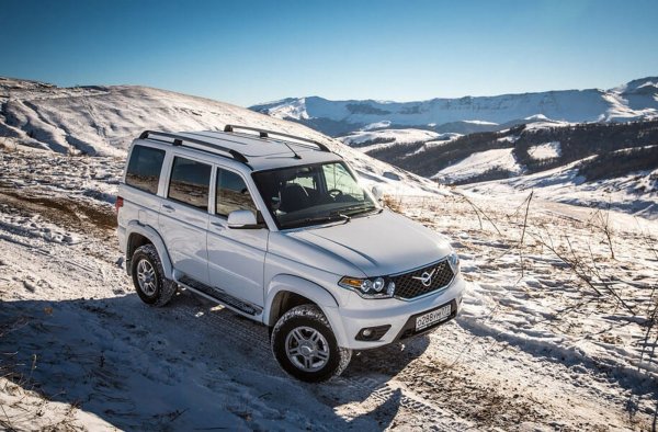 Старое, но проверенное зло: Вместо подержанных Mitsubishi Pajero Sport и Toyota Fortuner лучше купить УАЗ «Патриот» с АКПП – причин хватает