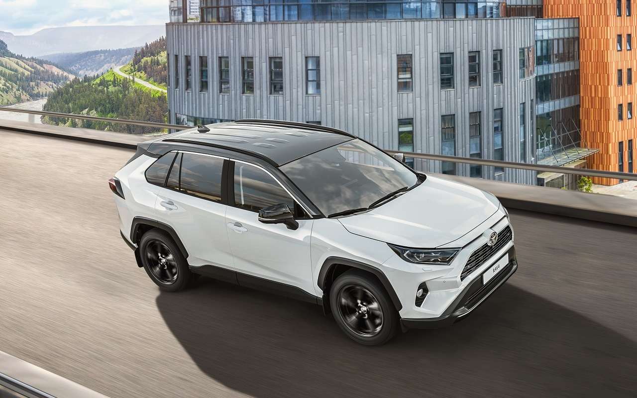 Новая версия Toyota RAV4: теперь двухцветная