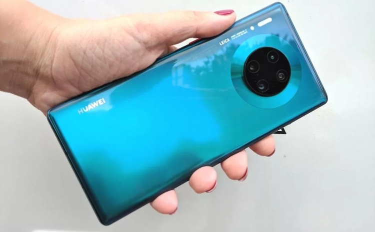 Huawei Mate 30 Pro поступит в Россию без сервисов Google