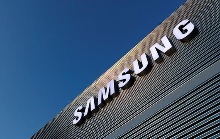 Samsung готова предустанавливать российское ПО на свои устройства