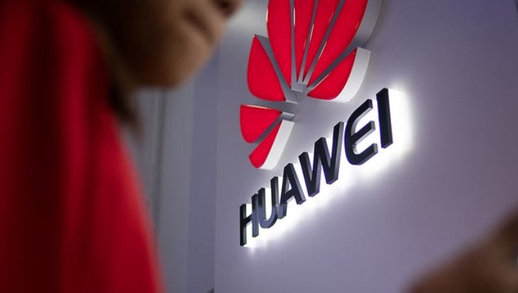 Госслужащим в США запретят использовать продукцию Huawei и ZTE