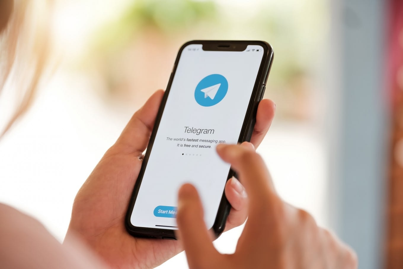 Американская НКО потребовала удалить Telegram из App Store