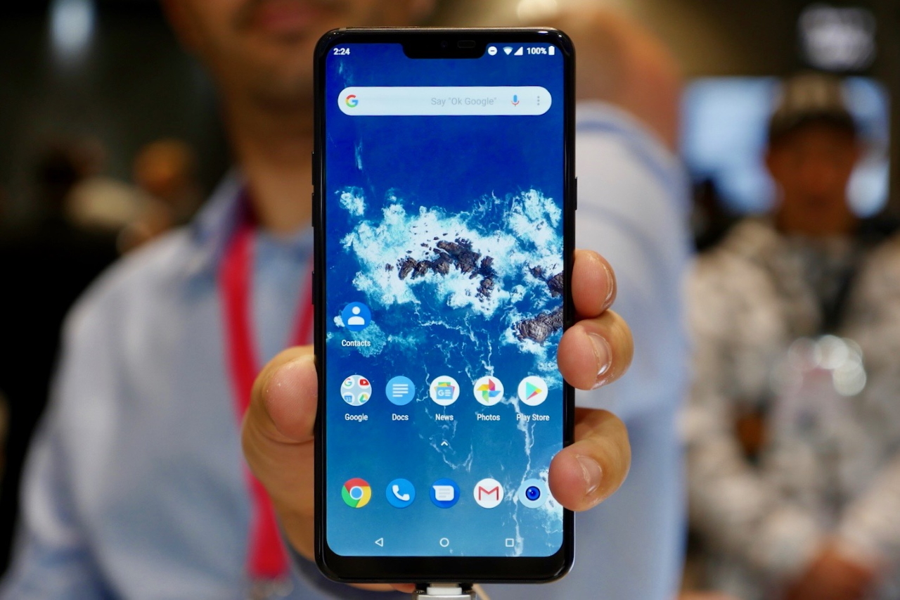 LG G7 One начал получать обновление Android 10