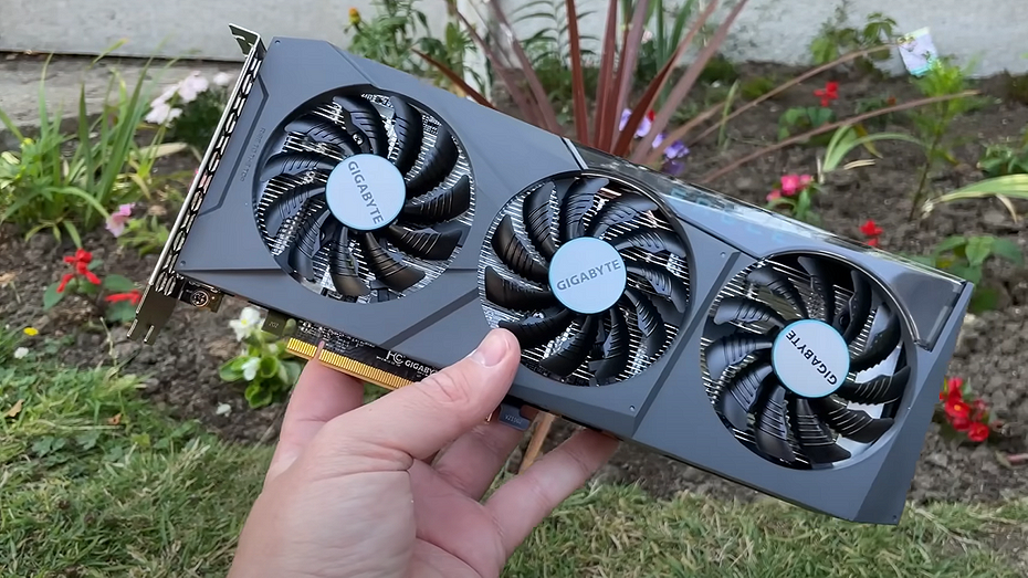 Ютубер купил б/у видеокарту Radeon RX 6600 за $255 и остался доволен