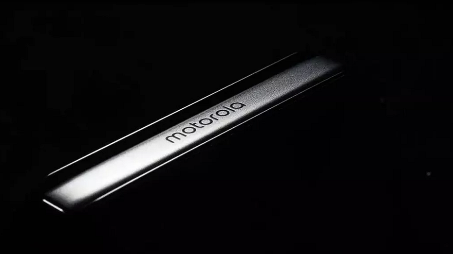 Гибкий Motorola Razr 2022 получит Snapdragon 8+ Gen 1, 6,7-дюймовый экран, 12 ГБ ОЗУ и 512 ГБ флеш-памяти