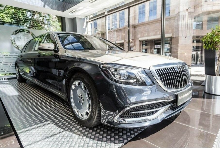 В России продают рекордно дорогой Mercedes-Maybach Pullman S 650