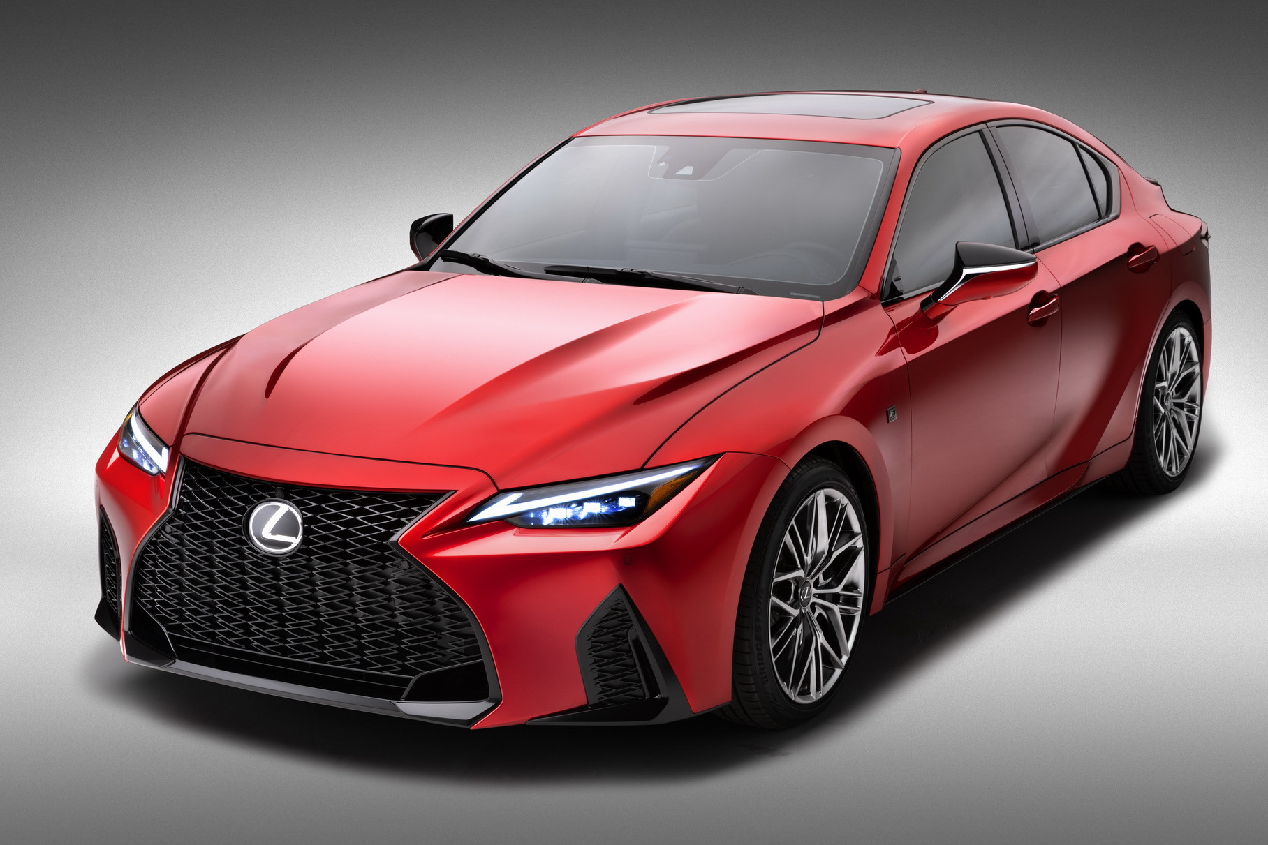 Представлен Lexus IS 500 с атмосферным 5,0-литровым V8