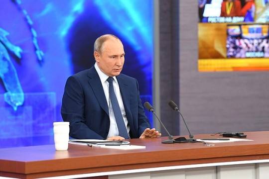 Путин: Россия начинает слезать с нефтегазовой иглы