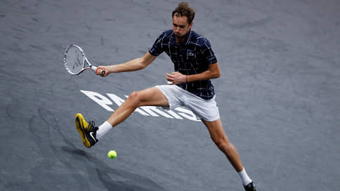 Даниил Медведев вернулся в четверку // после выхода в полуфинал Rolex Paris Masters