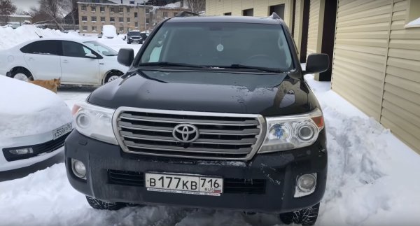 Покупка «Крузака» по низу рынка: Блогер рассказал о подвохах Land Cruiser 200 с пробегом