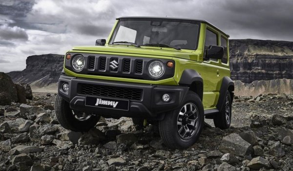 Абсолютно пещерный автомобиль: Почему лучше купить LADA 4x4 вместо Suzuki Jimny