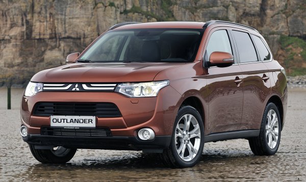 Старый лучше нового: Французы окончательно «убили» Mitsubishi Outlander – новый «японец» рискует стать одноразовым